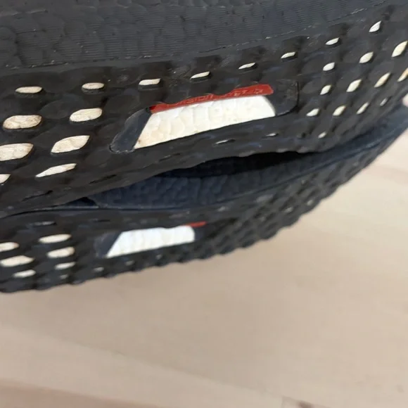 adidas ultraboost dna red black mens sz 11.5 - Picture 11 of 16